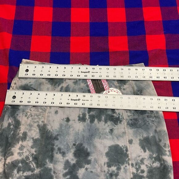 NWT Umgee Blue Grey Tie Dye Skirt Size Large NEW - Picture 3 of 5